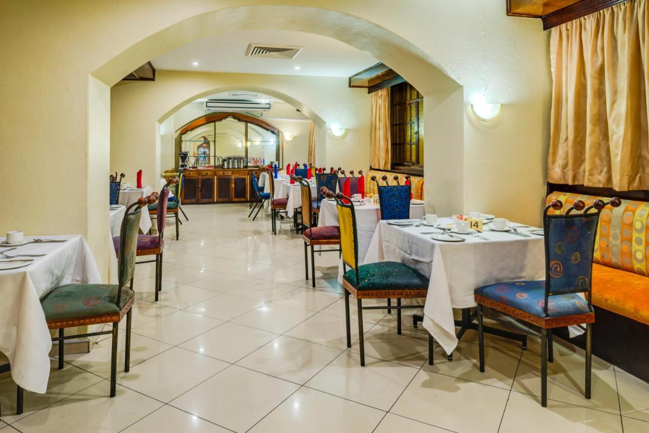 Bulawayo Rainbow Hotel Экстерьер фото